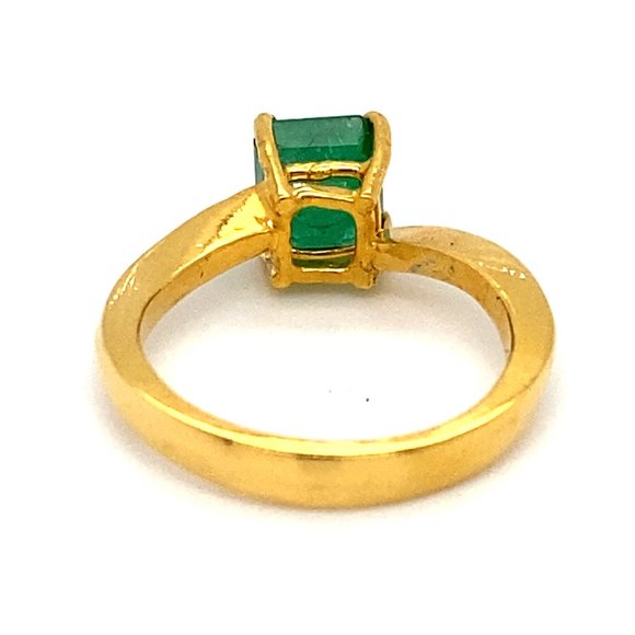 Emerald 1.80ct Solid 22K Yellow Gold Ring - Picture 5 of 8